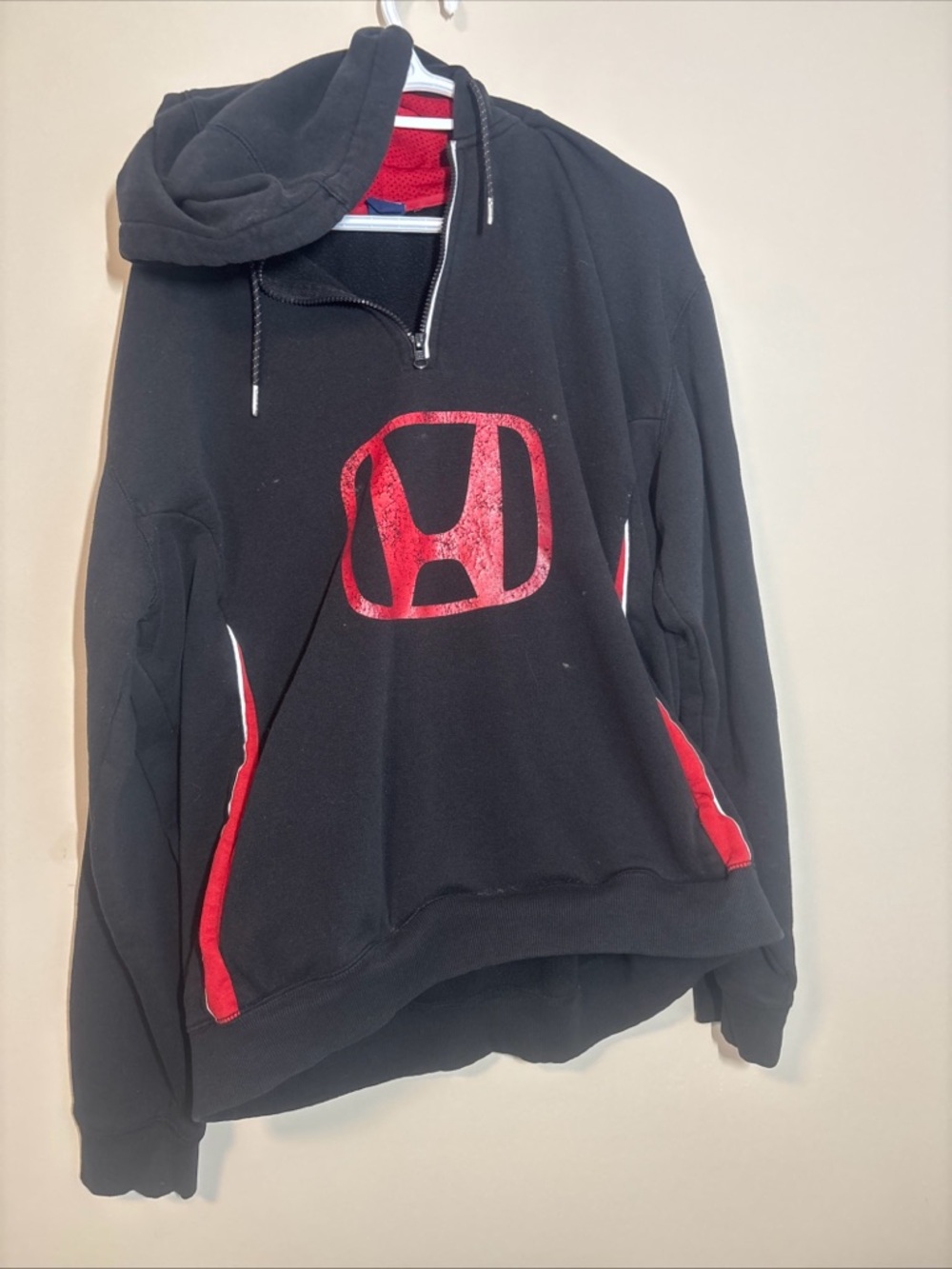 Honda Men’s Black & Red Pullover Hoodie Sweater